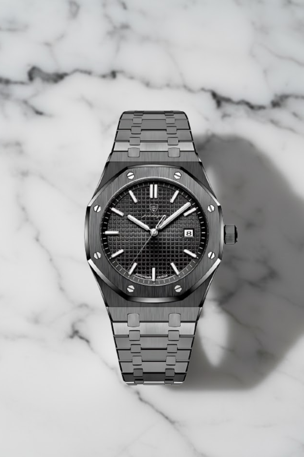 Stoer volledig zwart herenhorloge mat RVS met zwarte wafelpatroon wijzerplaat