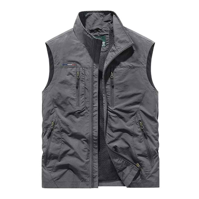 Detailopname van de ademende mesh binnenvoering van het Boris vest, wat het comfort en de luchtigheid illustreert.