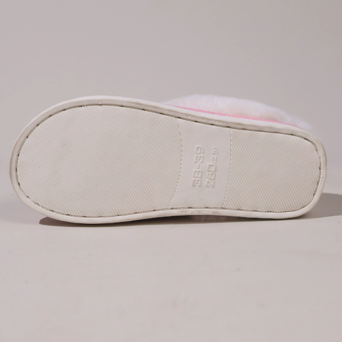 Grijze velvet damespantoffels – zachte fluwelen huisschoenen met warme voering