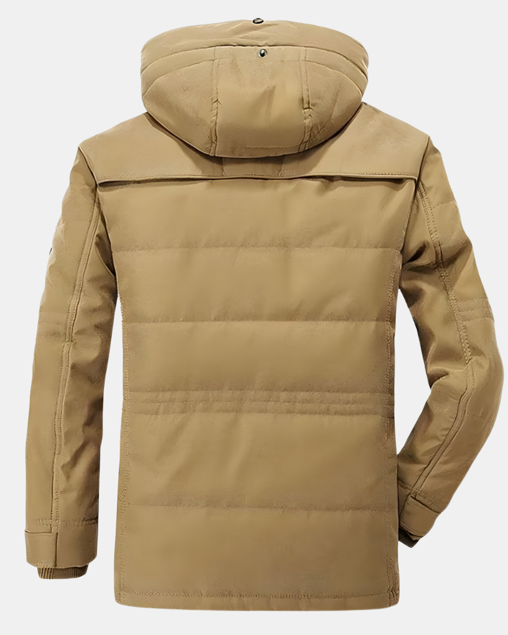 Man draagt de bruine Merijn gewatteerde winterjas in een casual wintersetting, toont de veelzijdigheid.