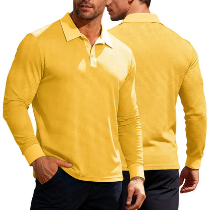Zijaanzicht van het zwarte Mick heren poloshirt met lange mouwen, toonbaar de pasvorm en mouwlengte.