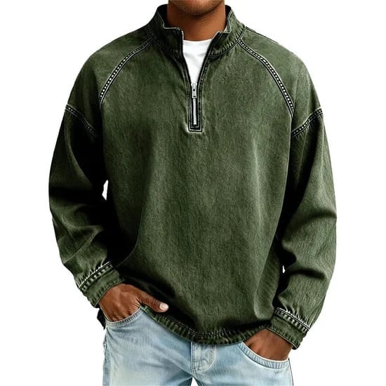 Textuurdetail van het 100% voorgewassen katoen van de paarse quarter-zip sweater, zacht en ademend.