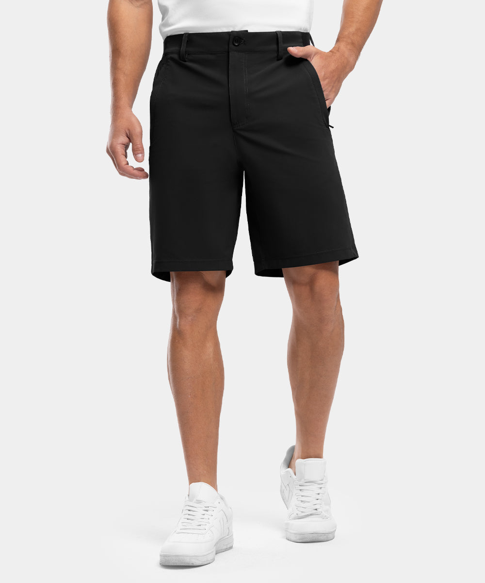 Detail van de kameelkleurige shorts, met een close-up van de textuur en de kwaliteit van het materiaal.
