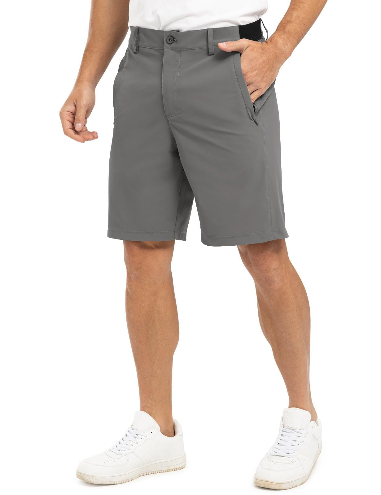 Arthur shorts met een T-shirt, voor een ontspannen en comfortabele alledaagse outfit.