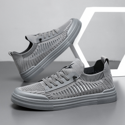 Cas premium sneakers in grijs, zijaanzicht, met de kenmerkende gedempte zool