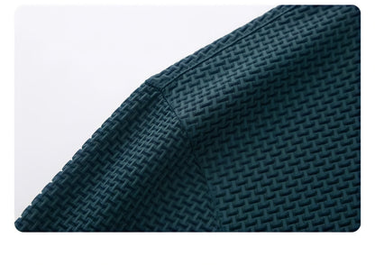Close-up van het geweven patroon van de textuur op de Matteo polo, toont de kwaliteit van de stof.