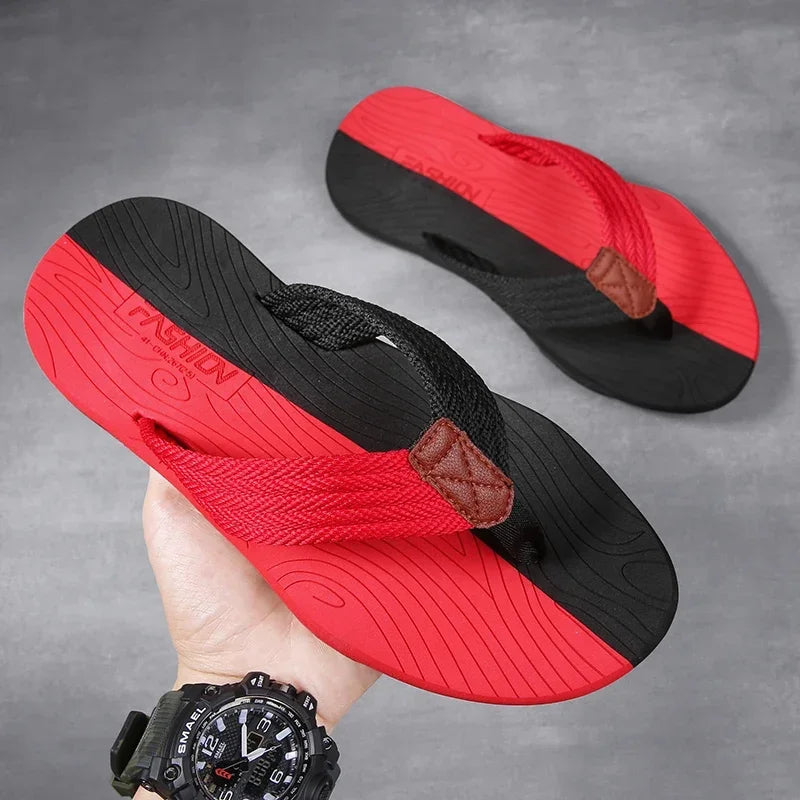 Bovenaanzicht van de Elian herensandalen, toont de comfortabele pasvorm en het strakke design.