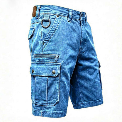 Elias denim cargoshorts in een subtiele grijze tint, achterkant met aandacht voor de pasvorm en stiksels.