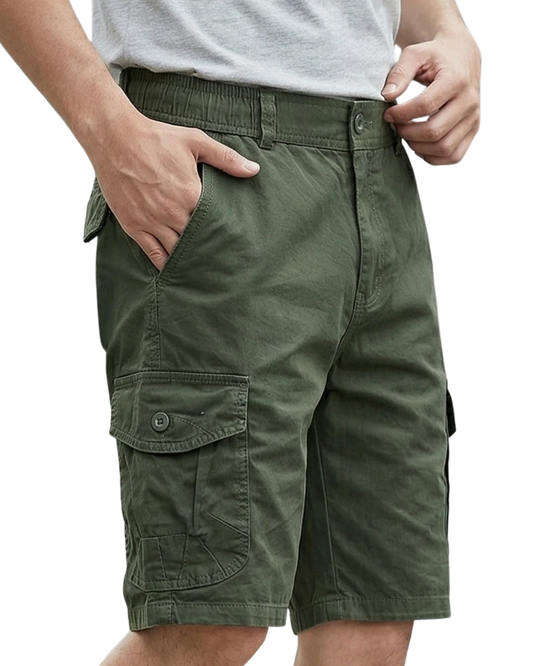 Khaki Oliver katoenen wandelshorts, vooraanzicht, liggend op een lichte ondergrond.