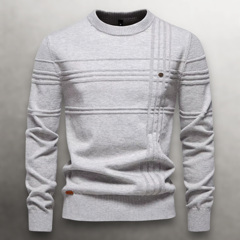 Lichtgrijze heren sweater, rugaanzicht, benadrukt de verfijnde structuur en de hoogwaardige afwerking.